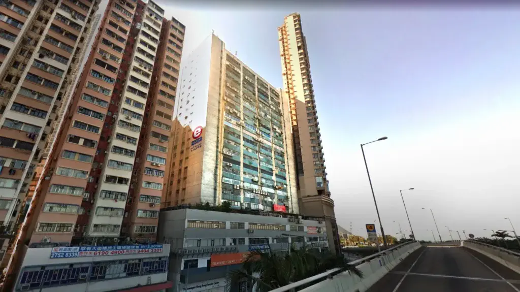 Extra Space Facility in Sai Wan